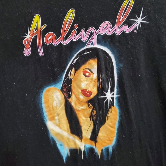 Aaliyah Men T-Shirt‎ XL Black Graphic Portrait Short Sleeve Crew Neck Pullover - Picture 3 of 7